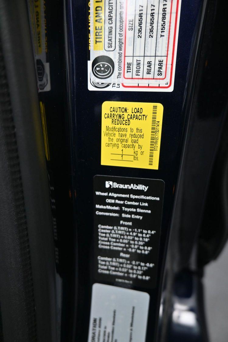 New 2026 Toyota Sienna XLE