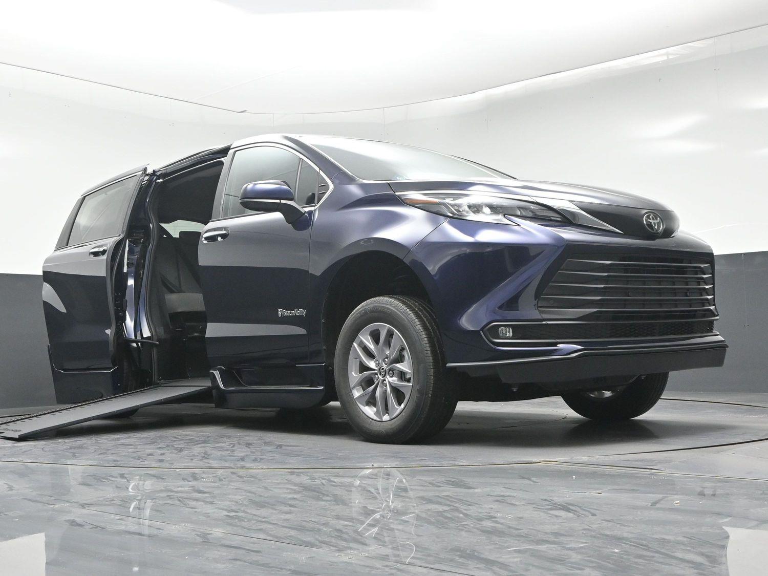 New 2026 Toyota Sienna XLE