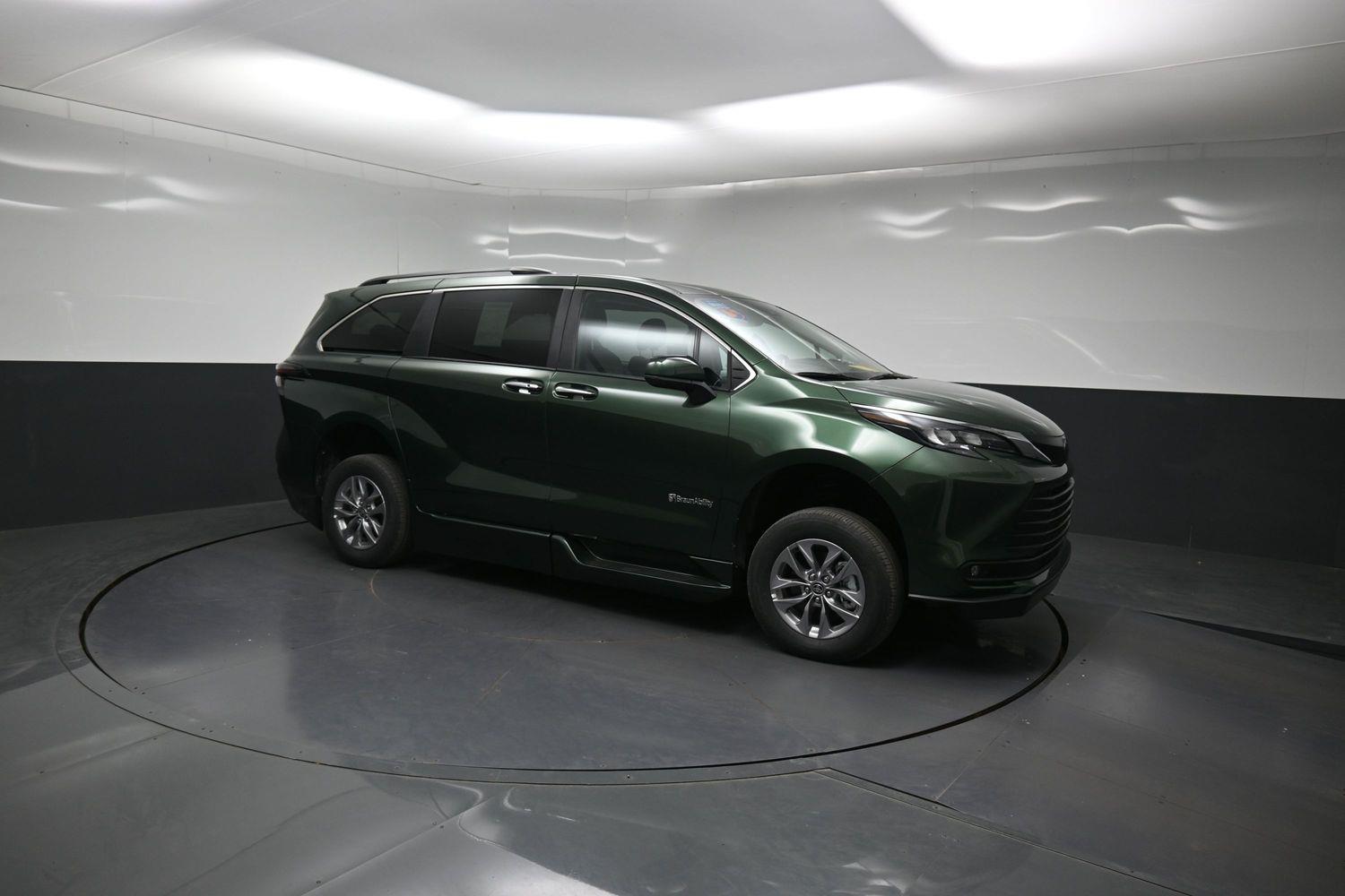 New 2026 Toyota Sienna XLE