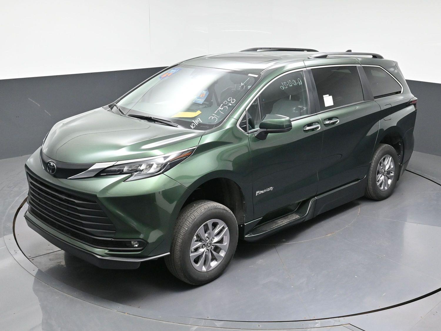 New 2026 Toyota Sienna XLE