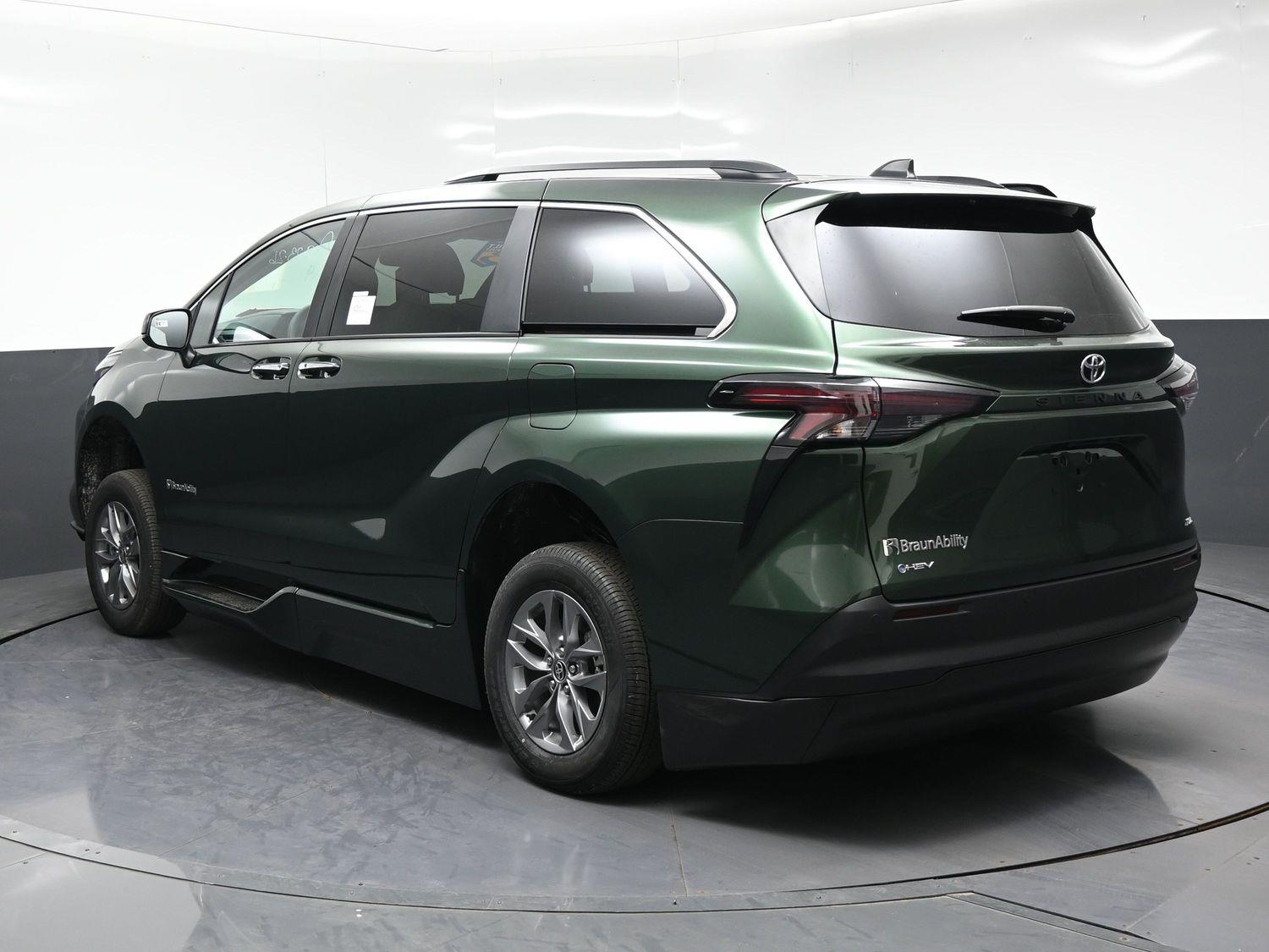 New 2026 Toyota Sienna XLE