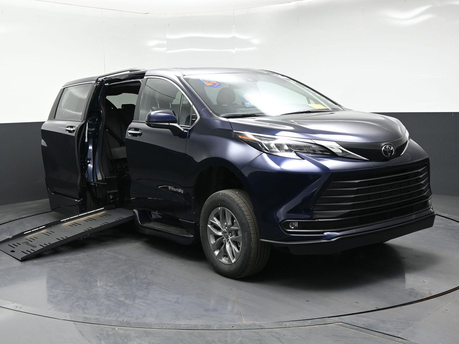 New 2026 Toyota Sienna XLE