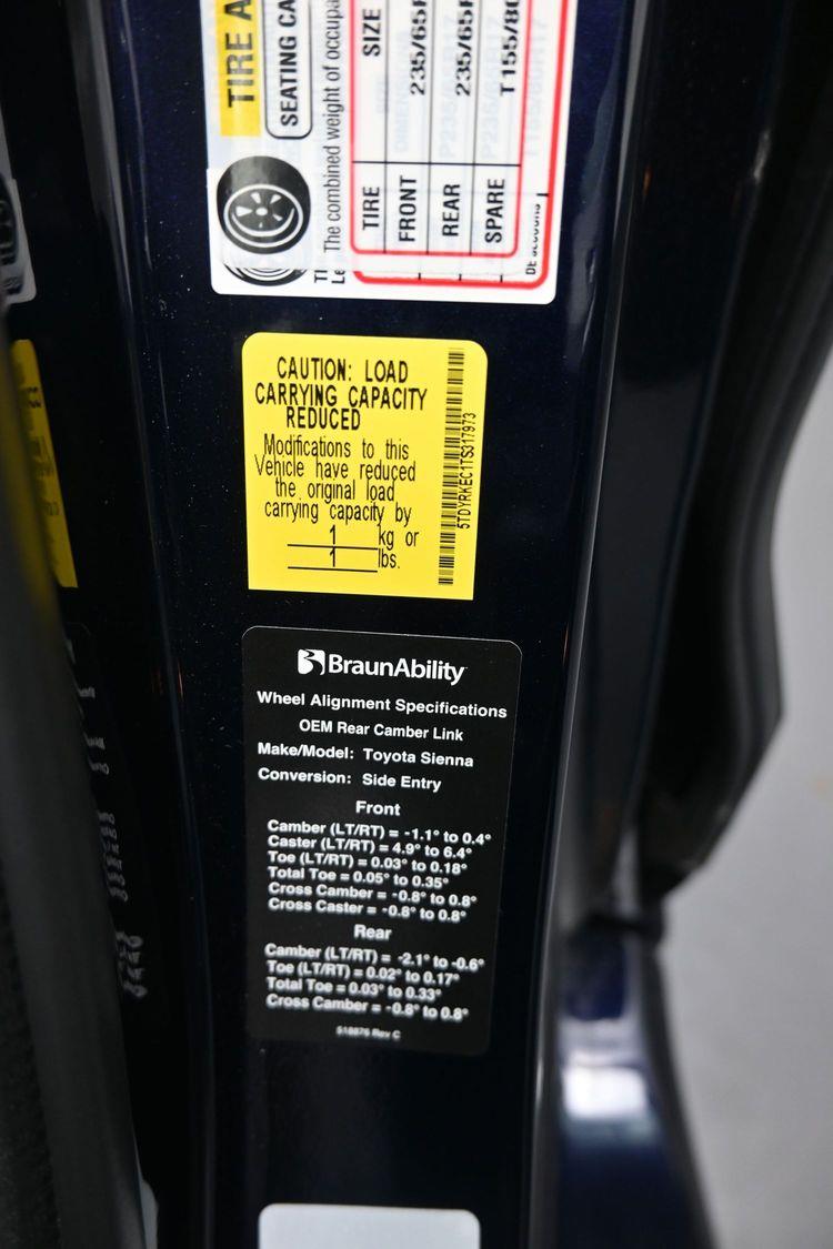 New 2026 Toyota Sienna XLE
