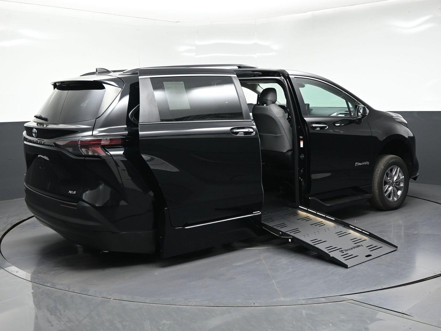 New 2026 Toyota Sienna XLE