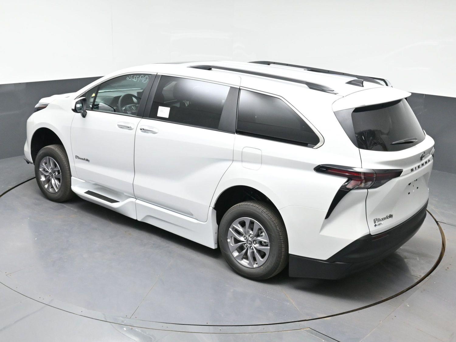 New 2026 Toyota Sienna XLE