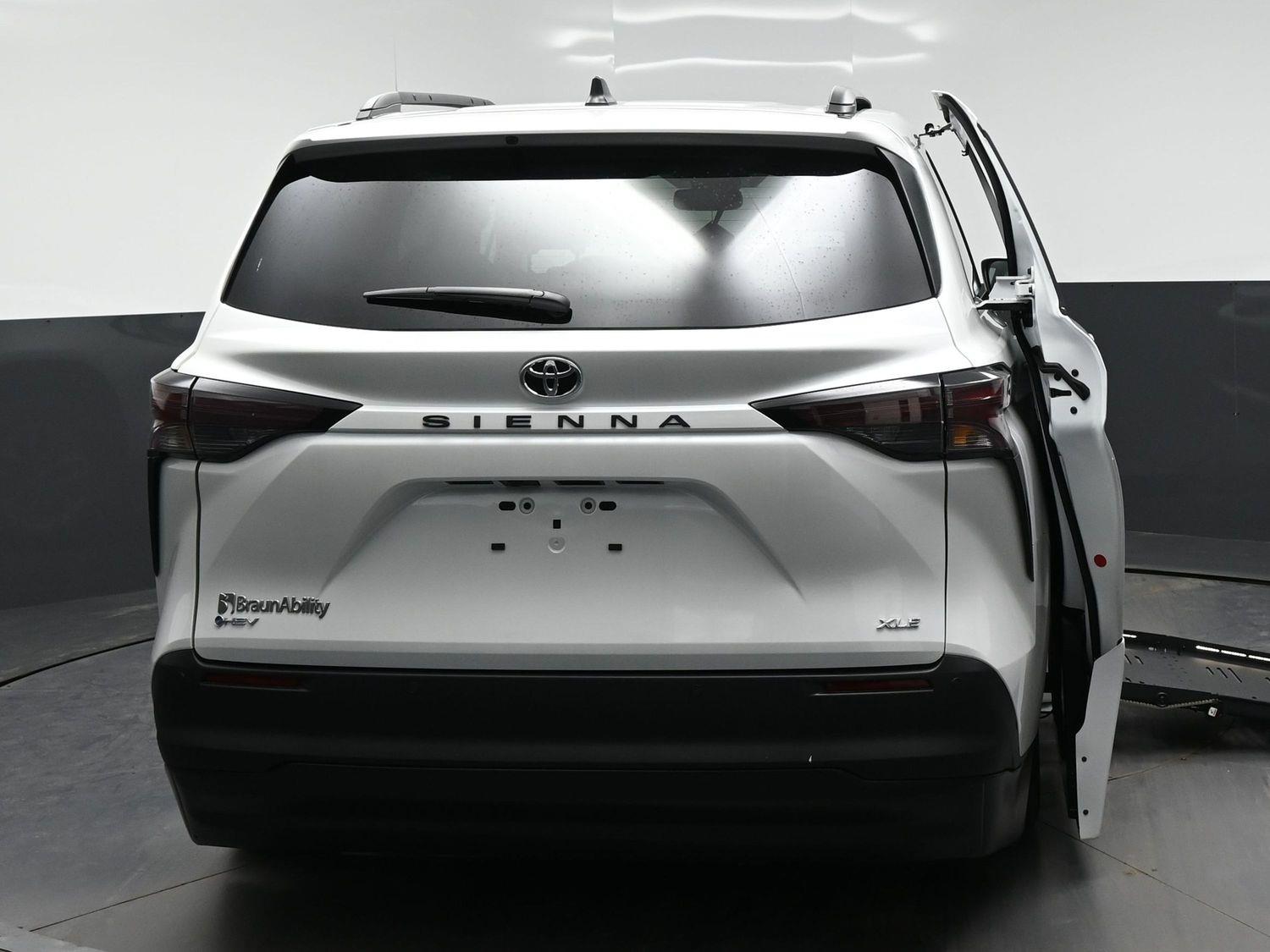 New 2026 Toyota Sienna XLE