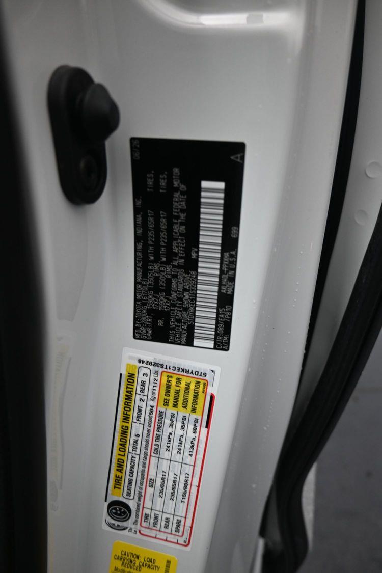 New 2026 Toyota Sienna XLE