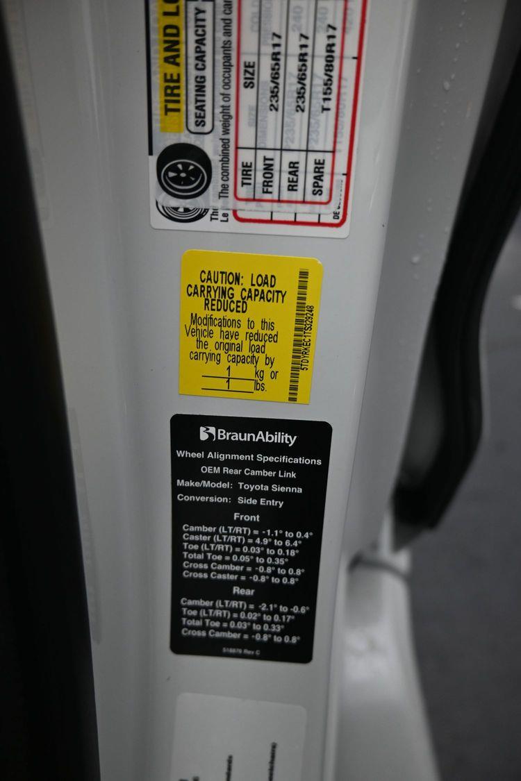 New 2026 Toyota Sienna XLE