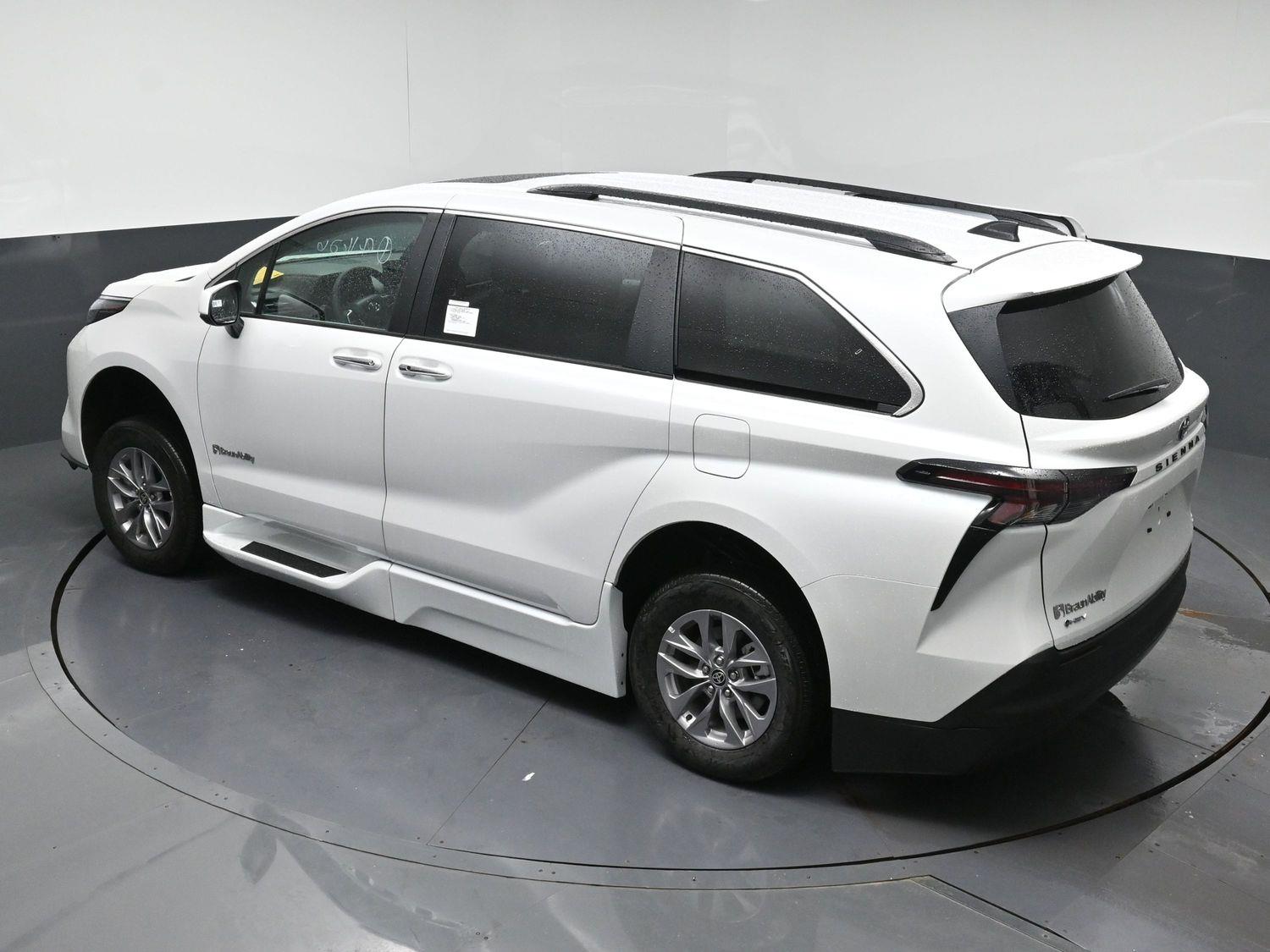 New 2026 Toyota Sienna XLE