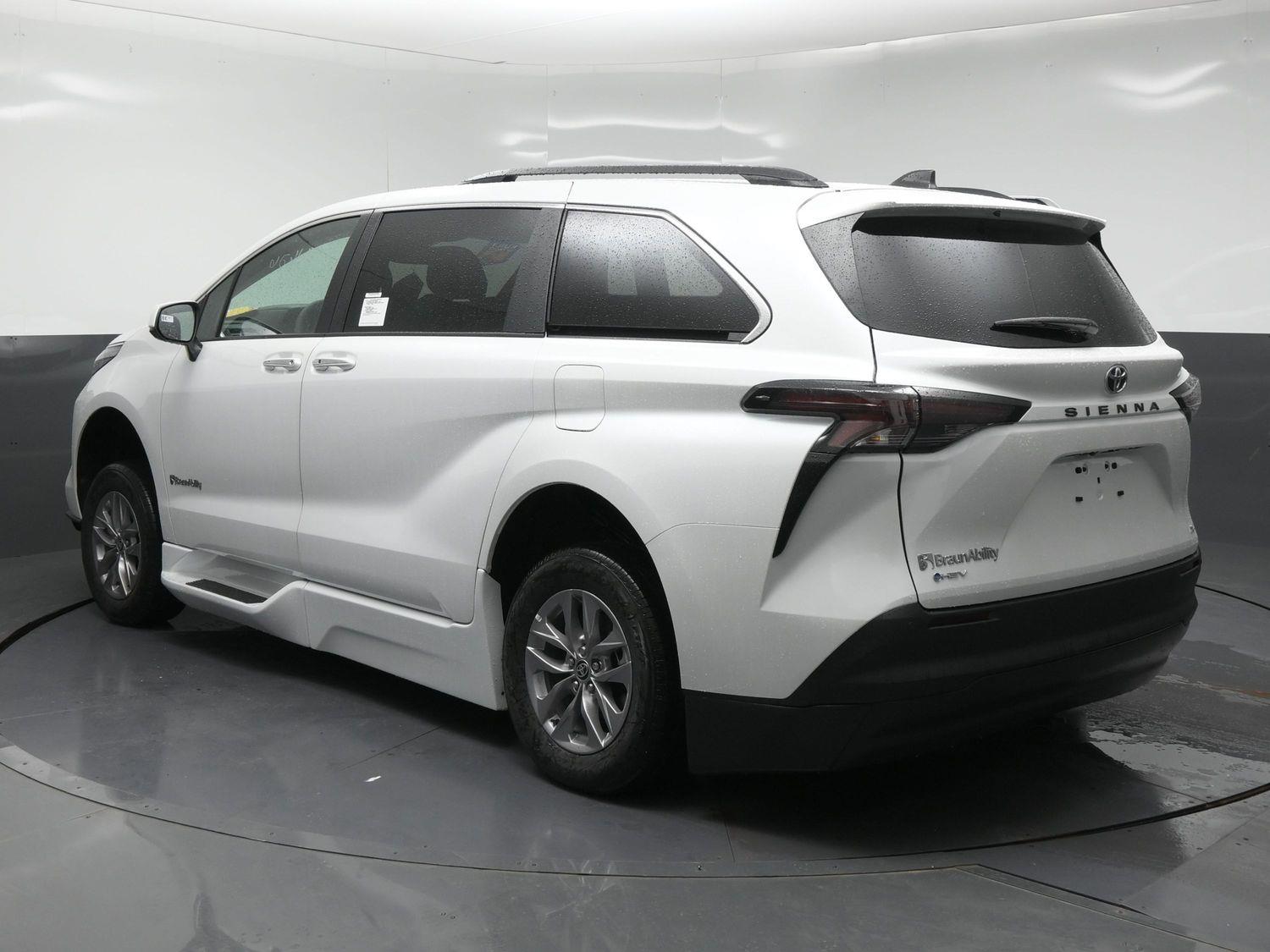 New 2026 Toyota Sienna XLE