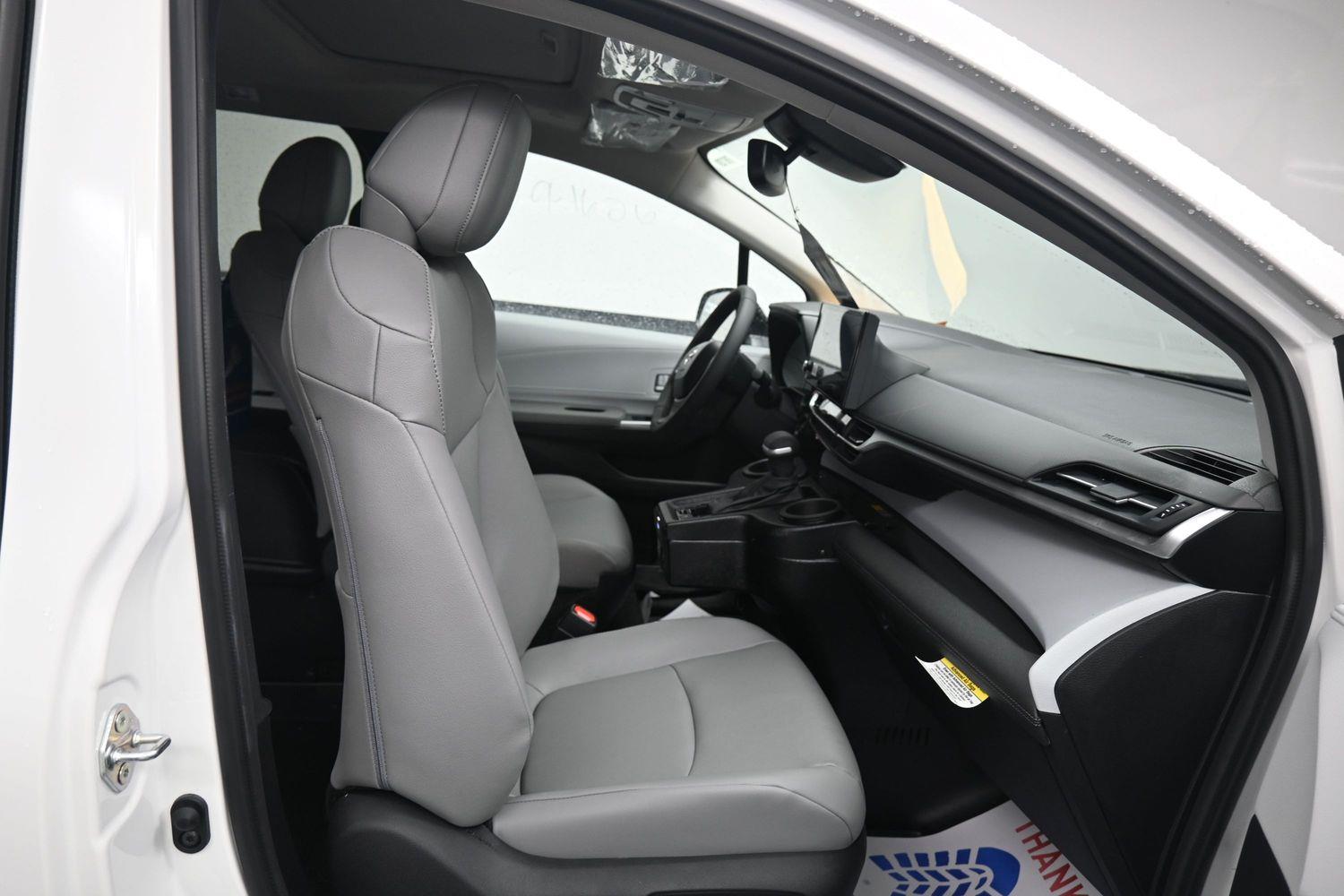 New 2026 Toyota Sienna XLE