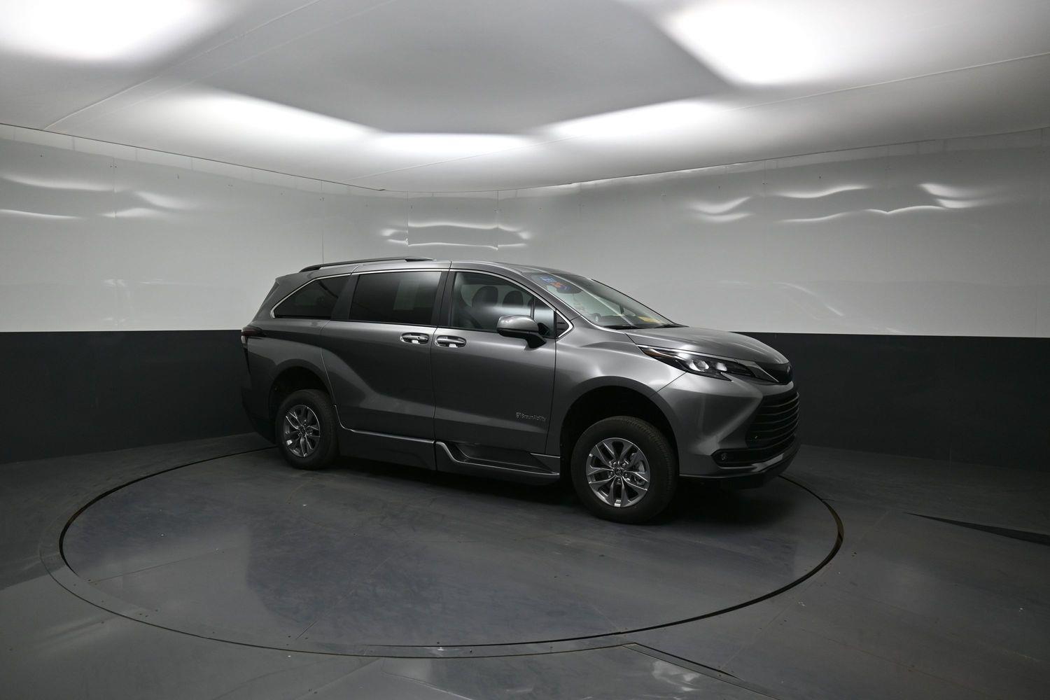 New 2026 Toyota Sienna XLE