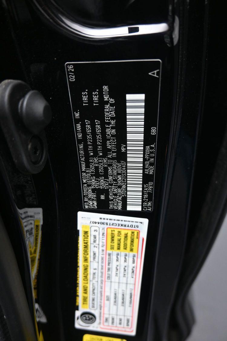 New 2026 Toyota Sienna XLE