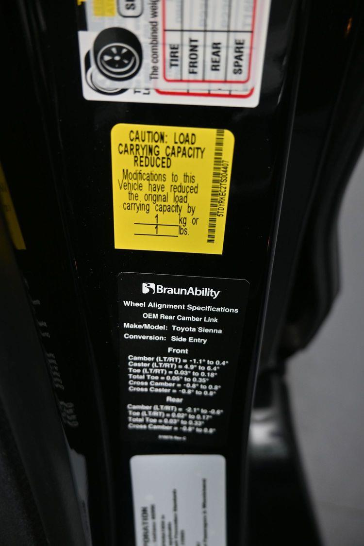 New 2026 Toyota Sienna XLE