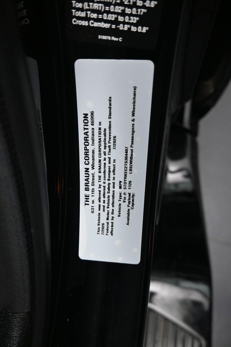 New 2026 Toyota Sienna XLE