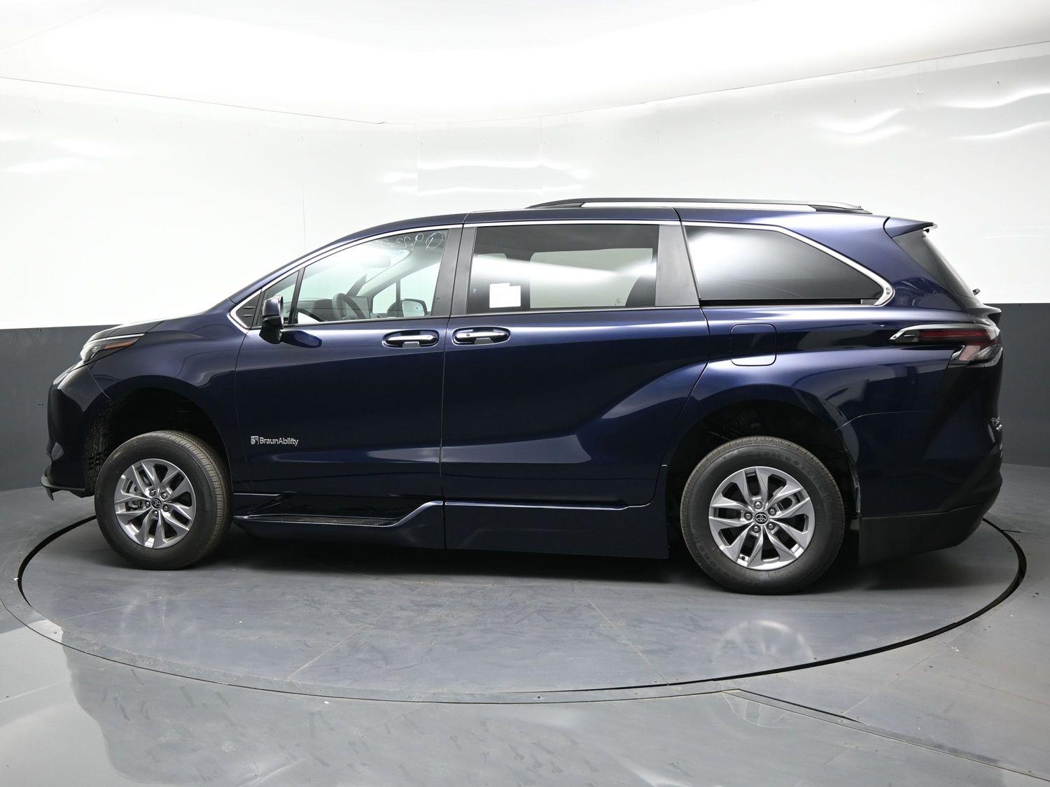 New 2026 Toyota Sienna XLE