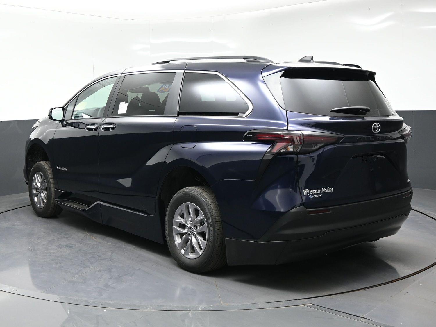 New 2026 Toyota Sienna XLE
