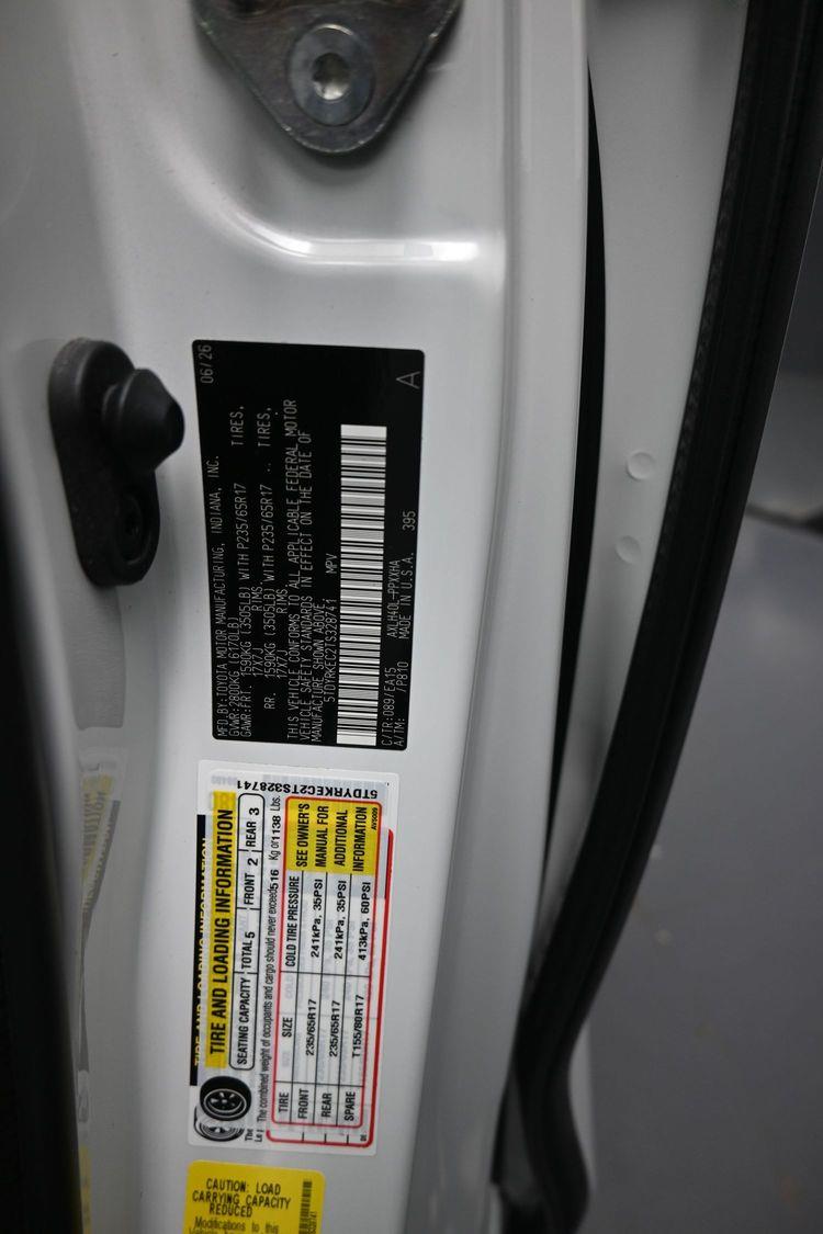 New 2026 Toyota Sienna XLE