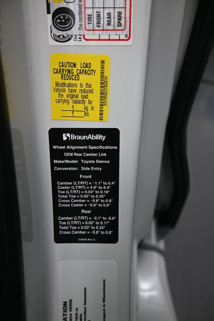New 2026 Toyota Sienna XLE