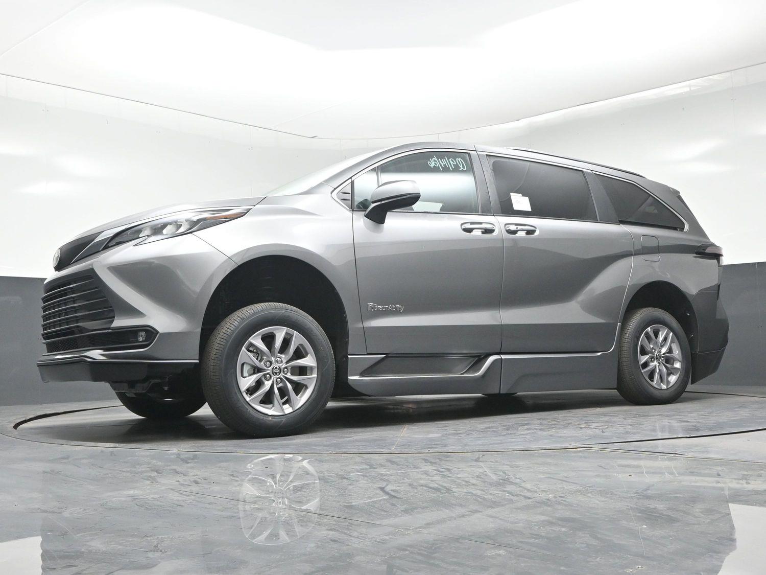 New 2026 Toyota Sienna XLE