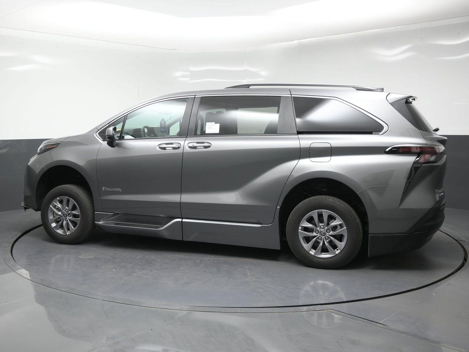 New 2026 Toyota Sienna XLE