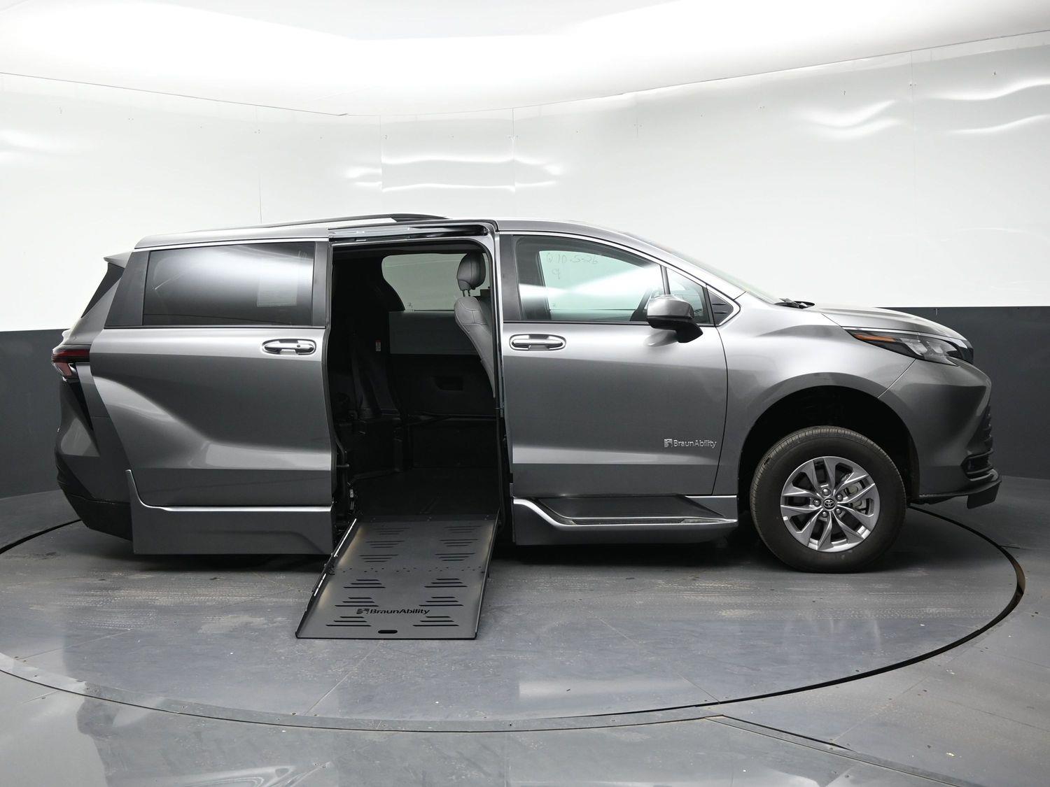New 2026 Toyota Sienna XLE