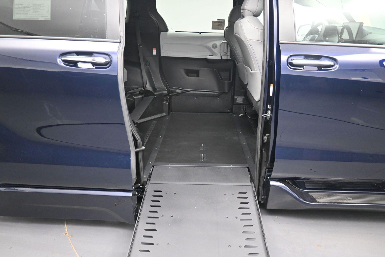 New 2026 Toyota Sienna XLE