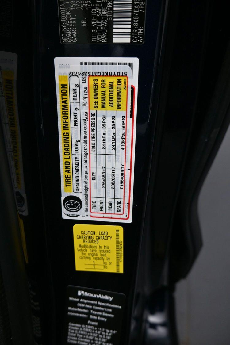 New 2026 Toyota Sienna XLE