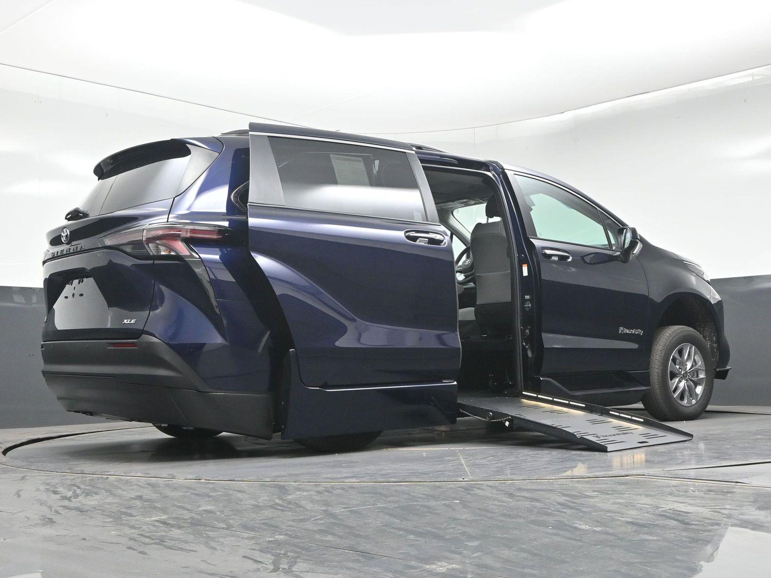 New 2026 Toyota Sienna XLE