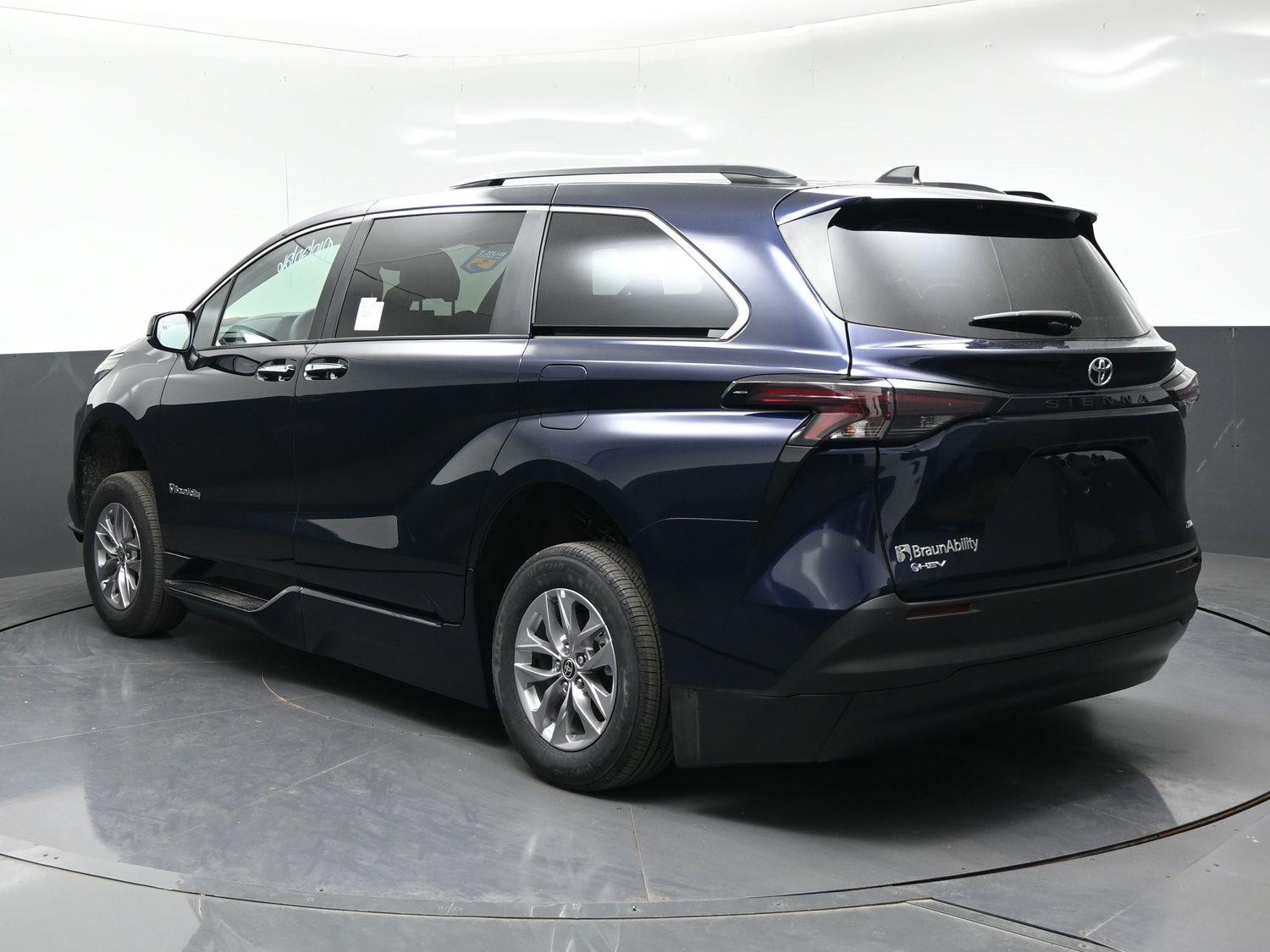 New 2026 Toyota Sienna XLE