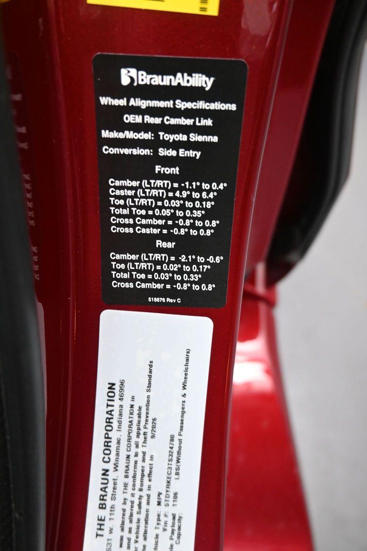 New 2026 Toyota Sienna XLE