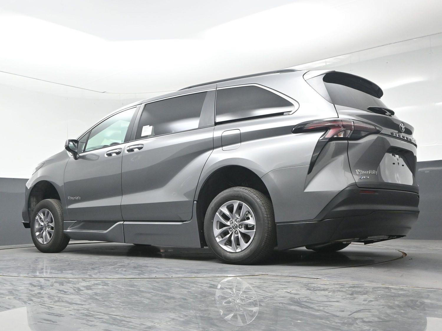 New 2026 Toyota Sienna XLE