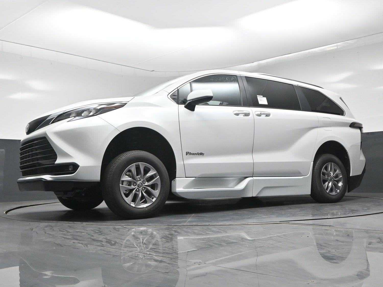 New 2026 Toyota Sienna XLE