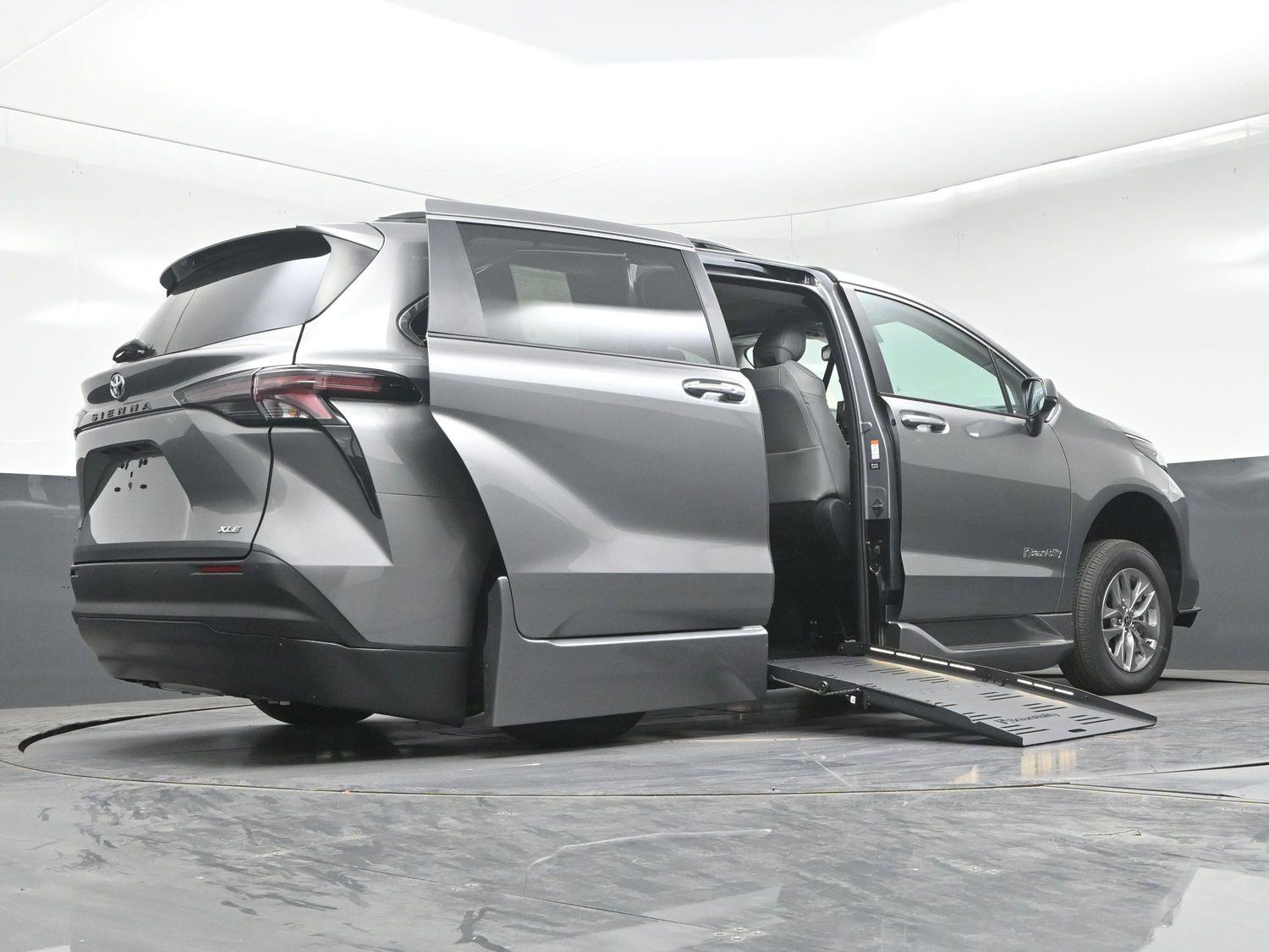 New 2026 Toyota Sienna XLE