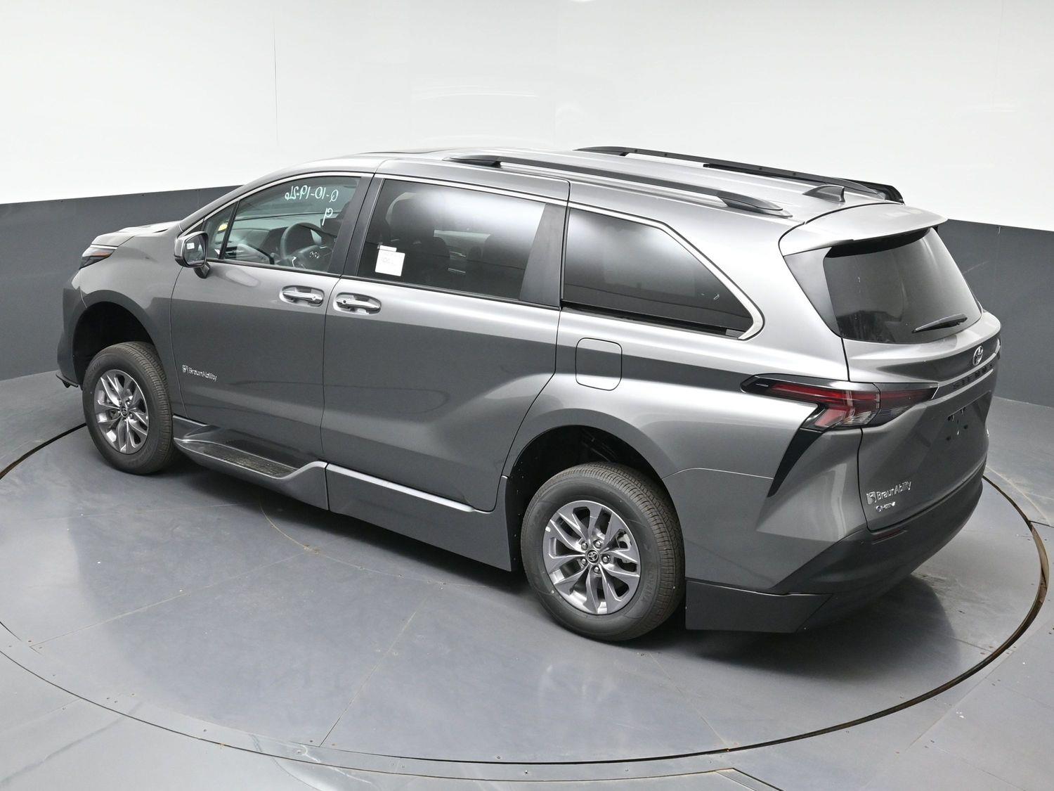 New 2026 Toyota Sienna XLE