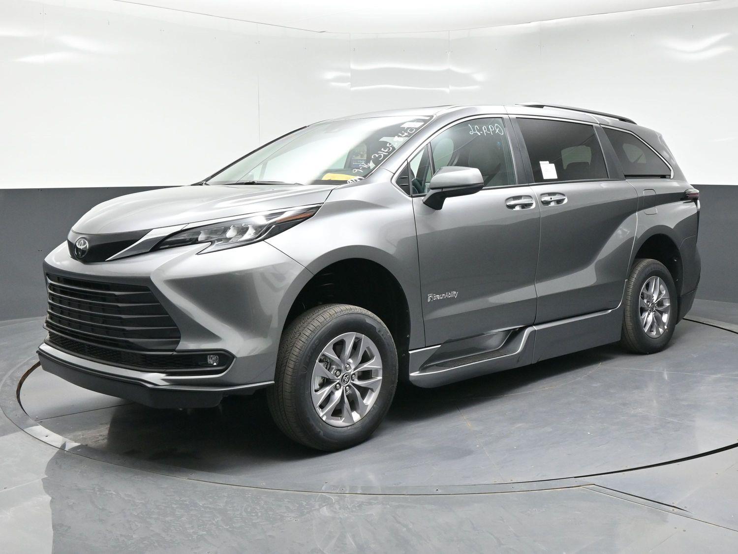 New 2026 Toyota Sienna XLE