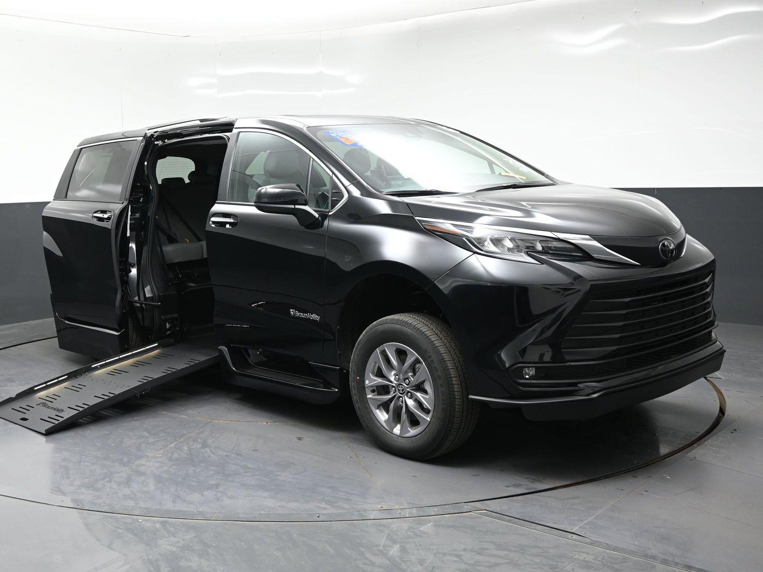 New 2026 Toyota Sienna XLE