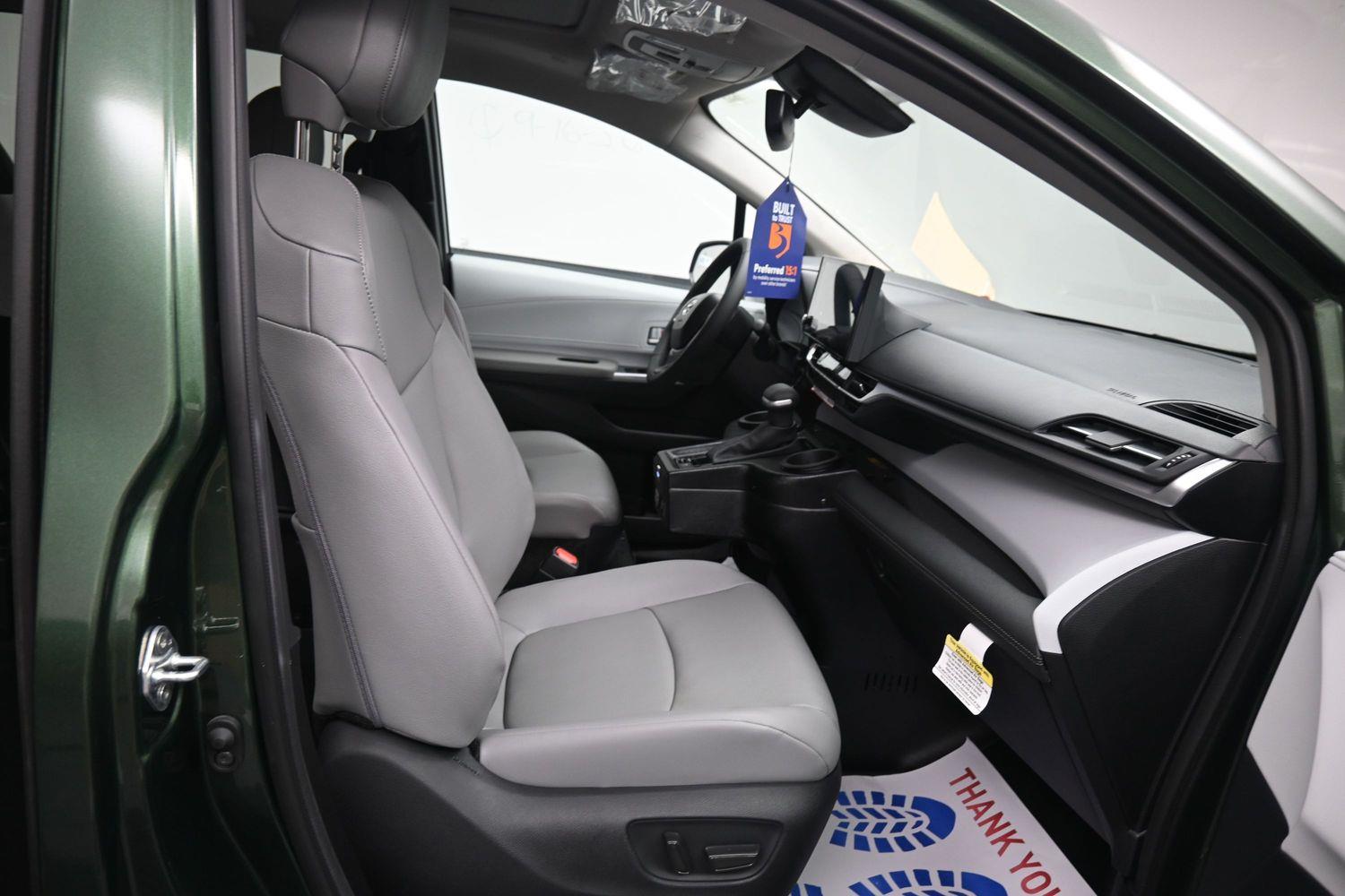 New 2026 Toyota Sienna XLE