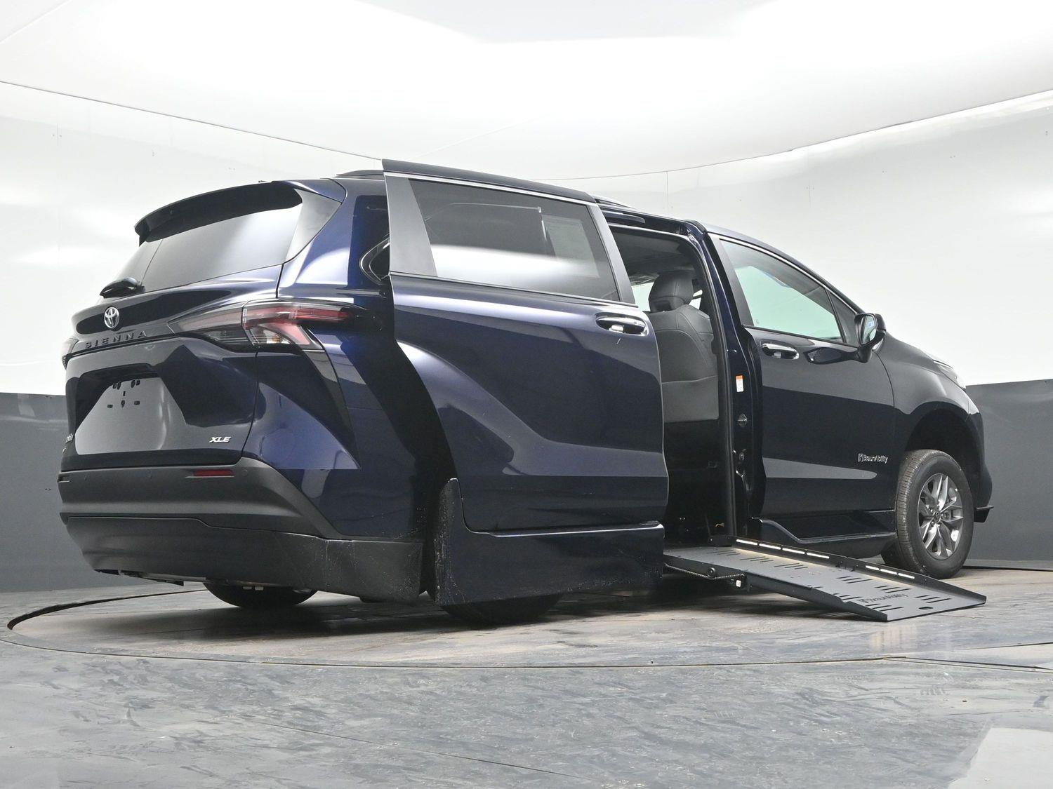 New 2026 Toyota Sienna XLE