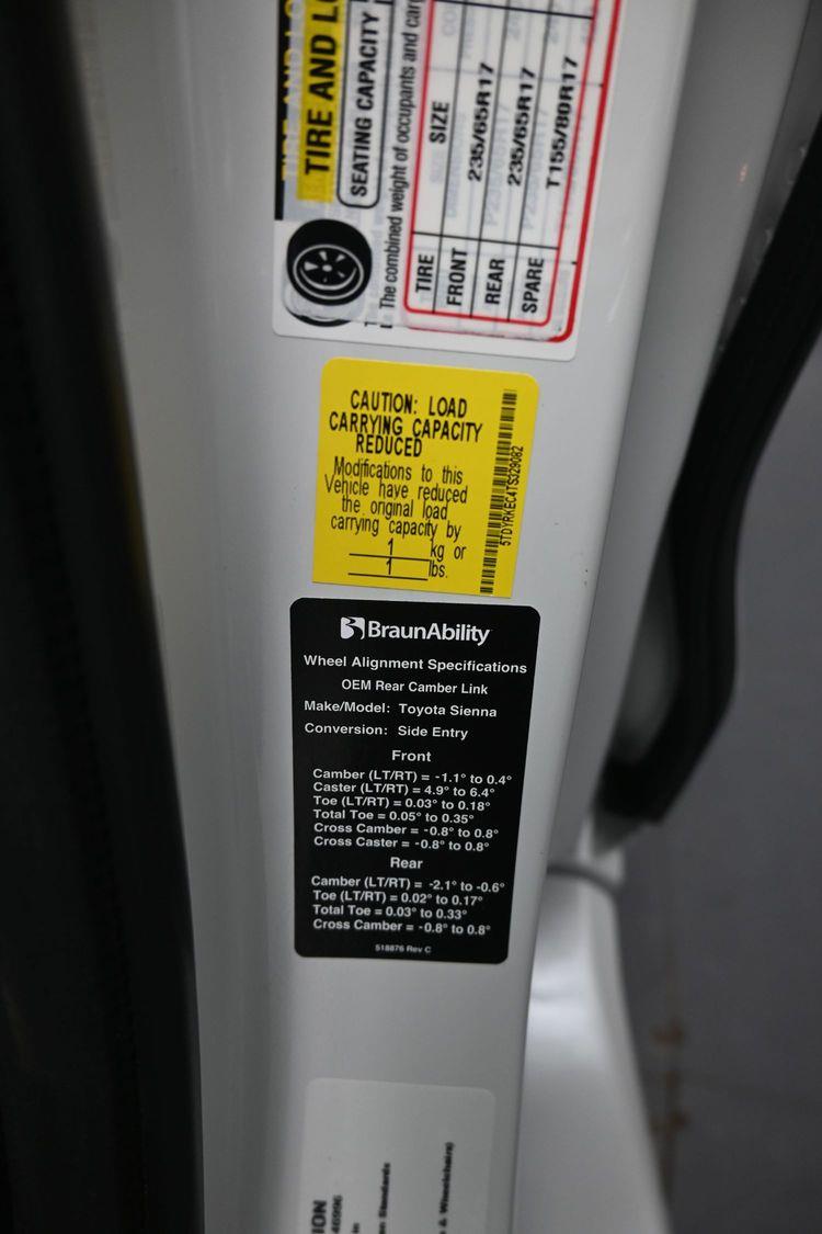 New 2026 Toyota Sienna XLE