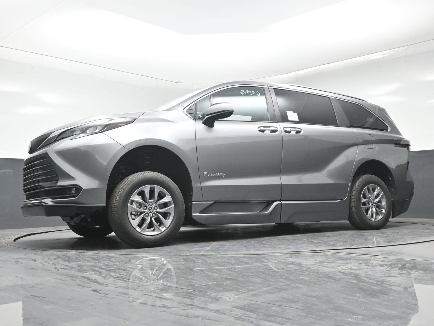 New 2026 Toyota Sienna XLE