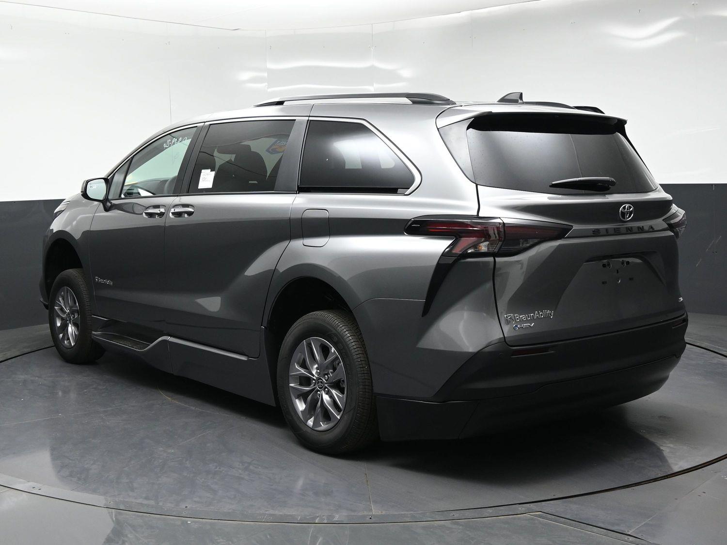 New 2026 Toyota Sienna XLE