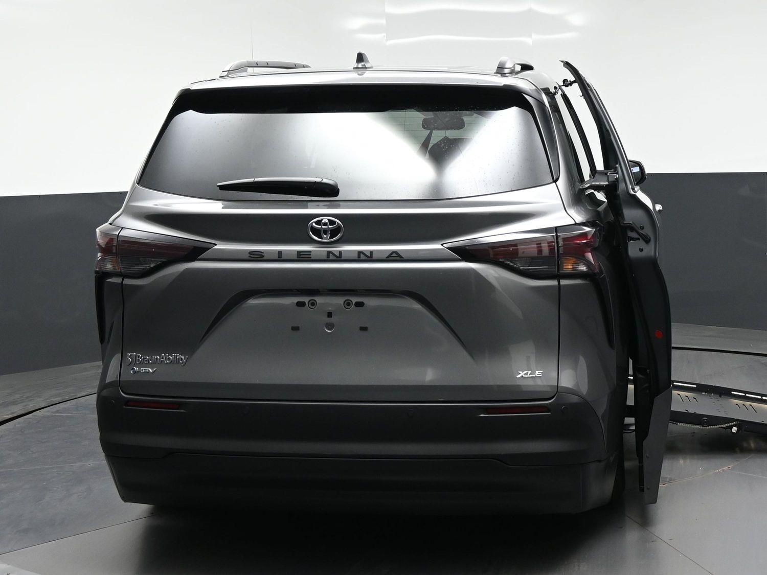 New 2026 Toyota Sienna XLE