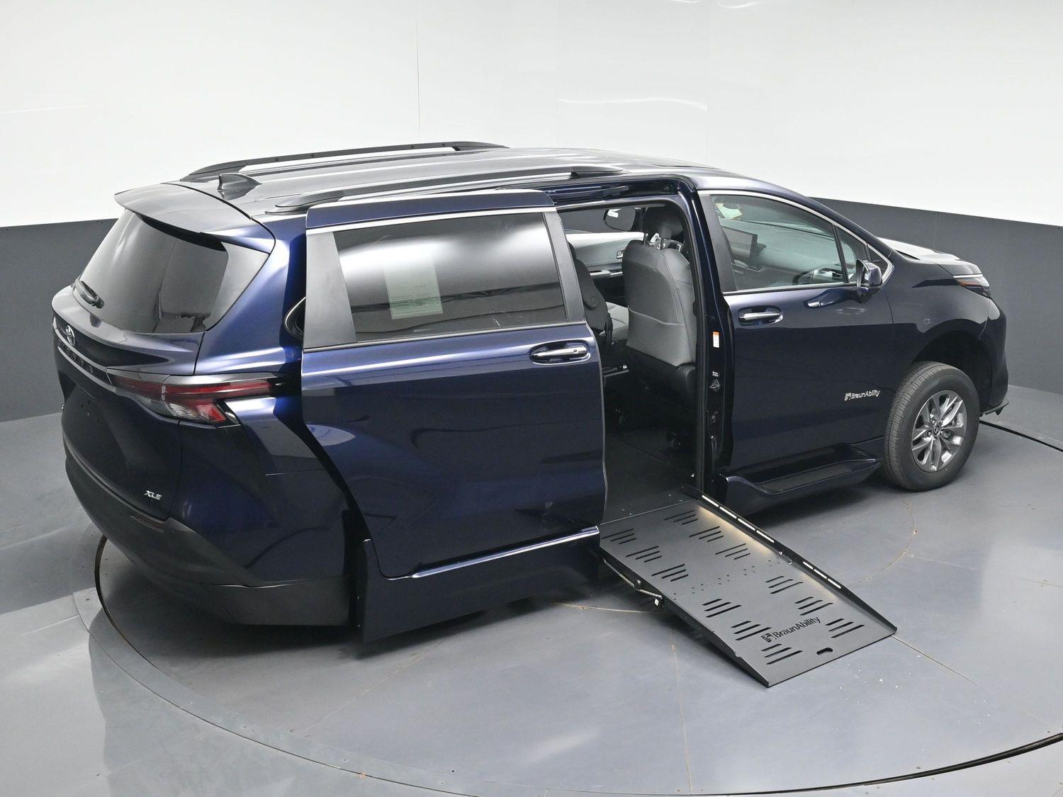 New 2026 Toyota Sienna XLE