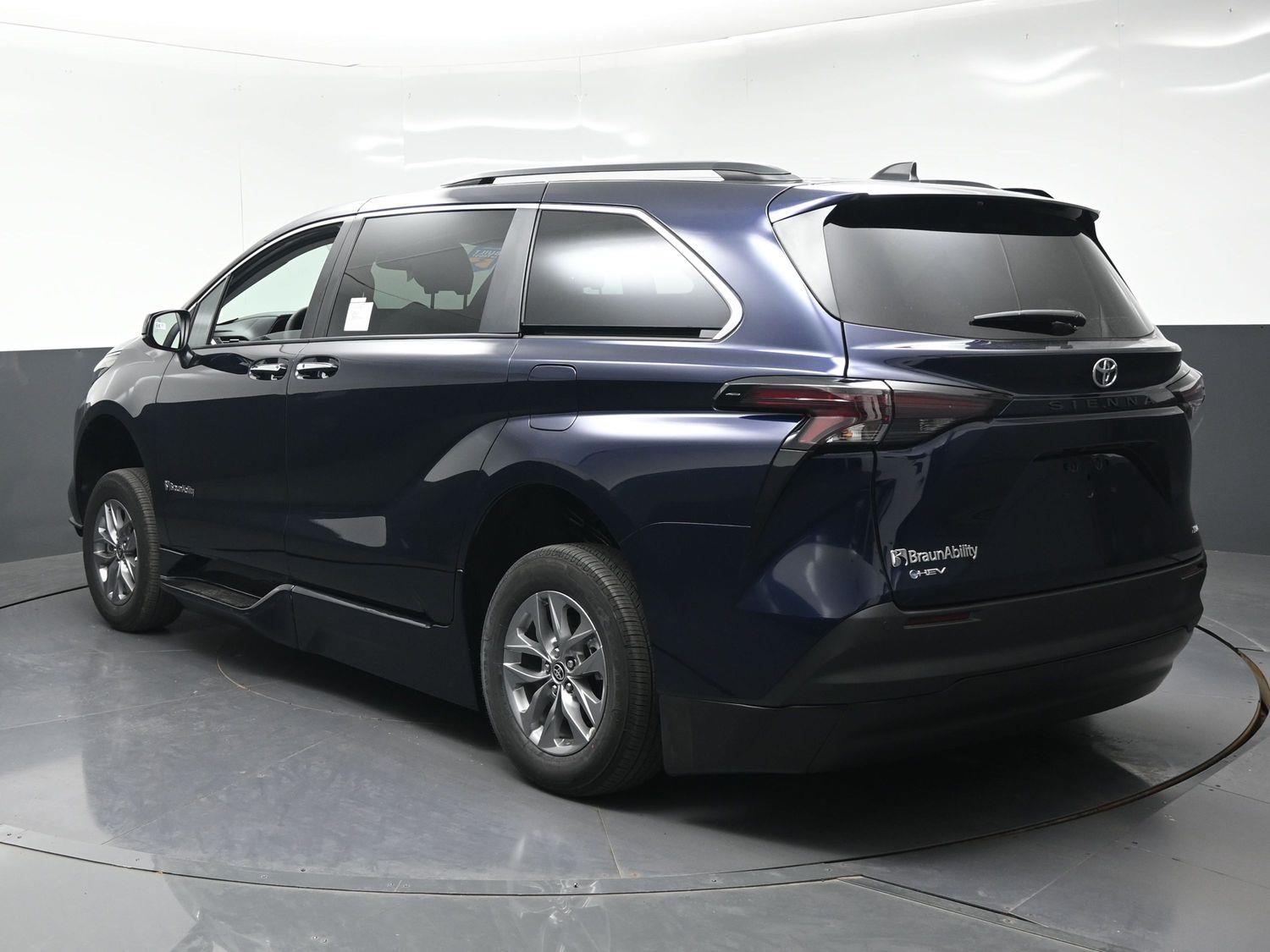 New 2026 Toyota Sienna XLE