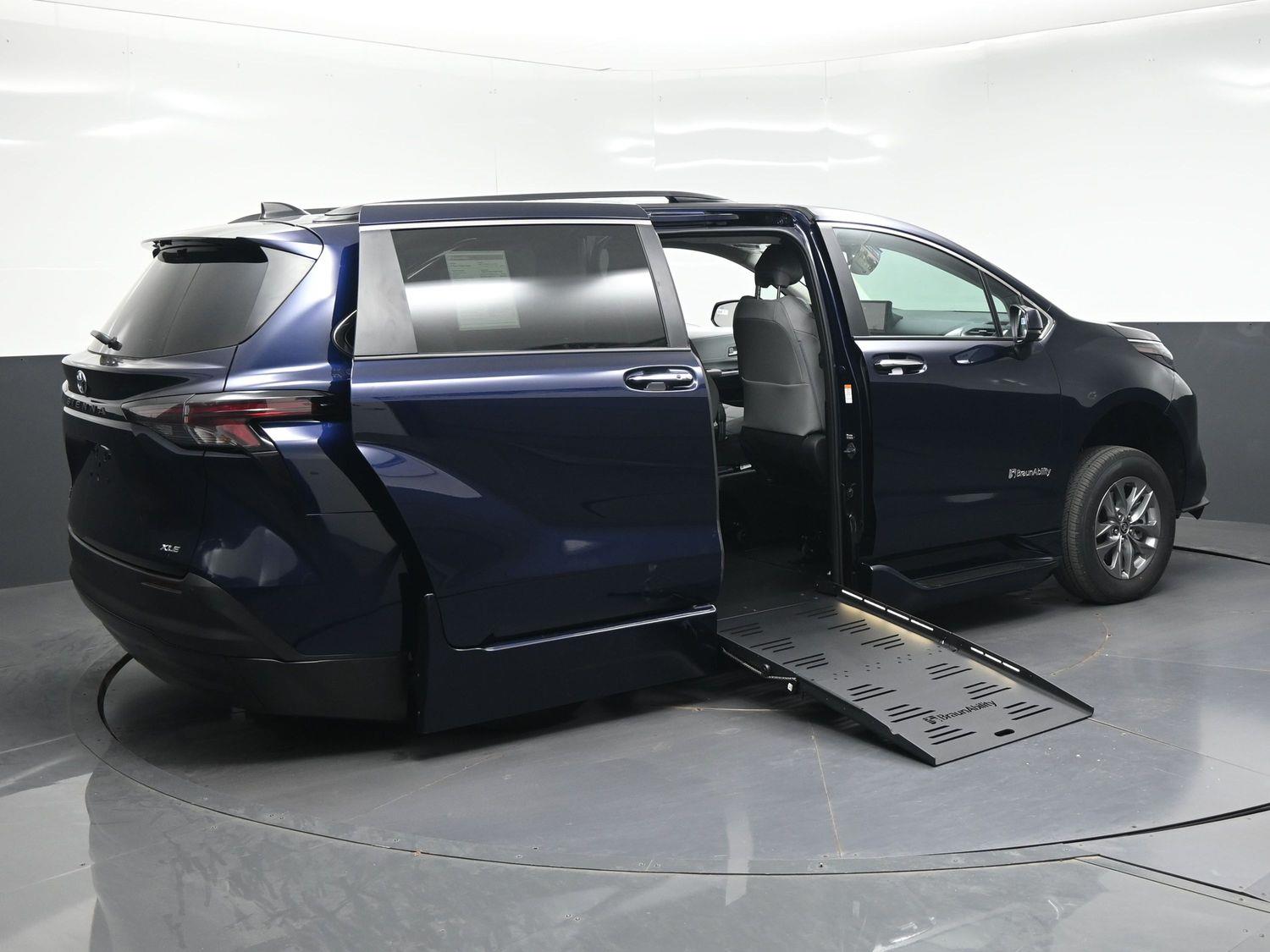New 2026 Toyota Sienna XLE