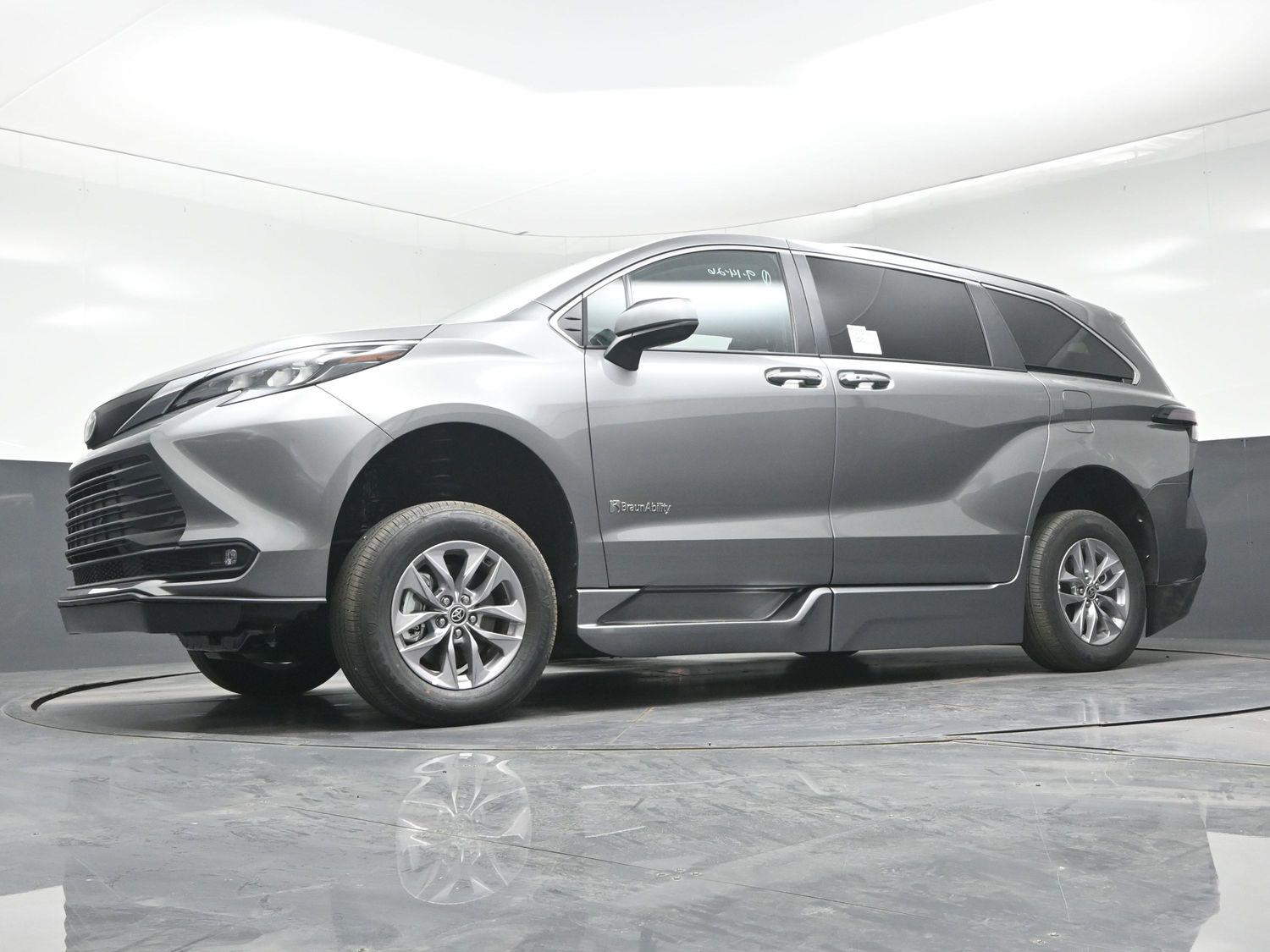 New 2026 Toyota Sienna XLE