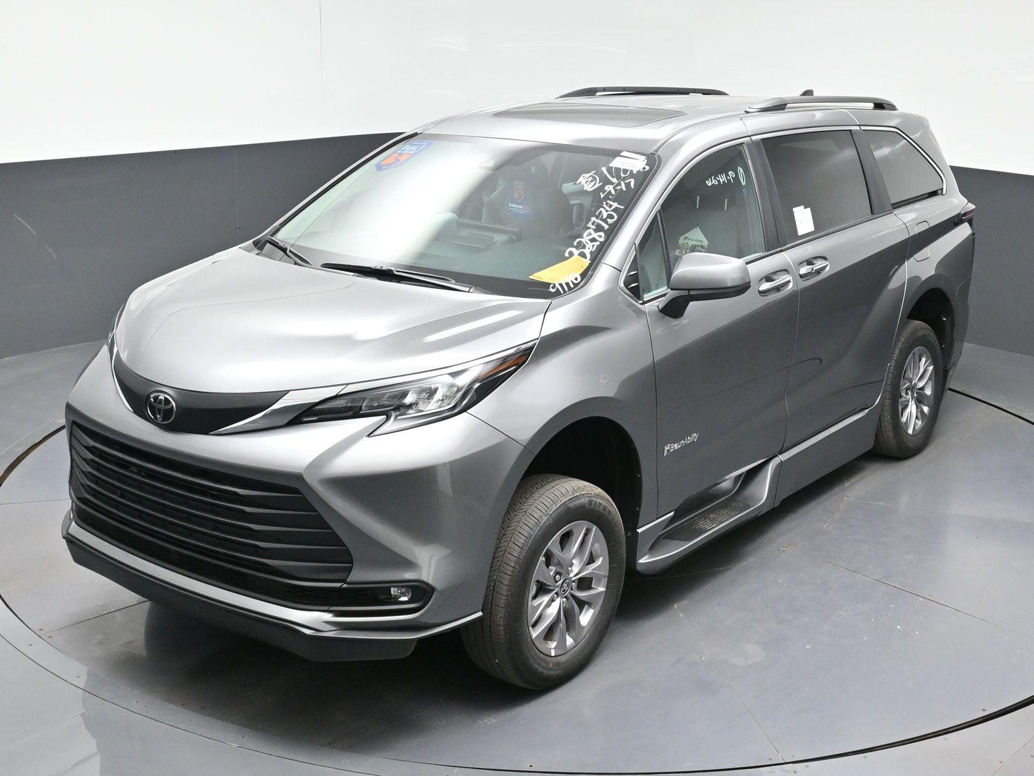 New 2026 Toyota Sienna XLE