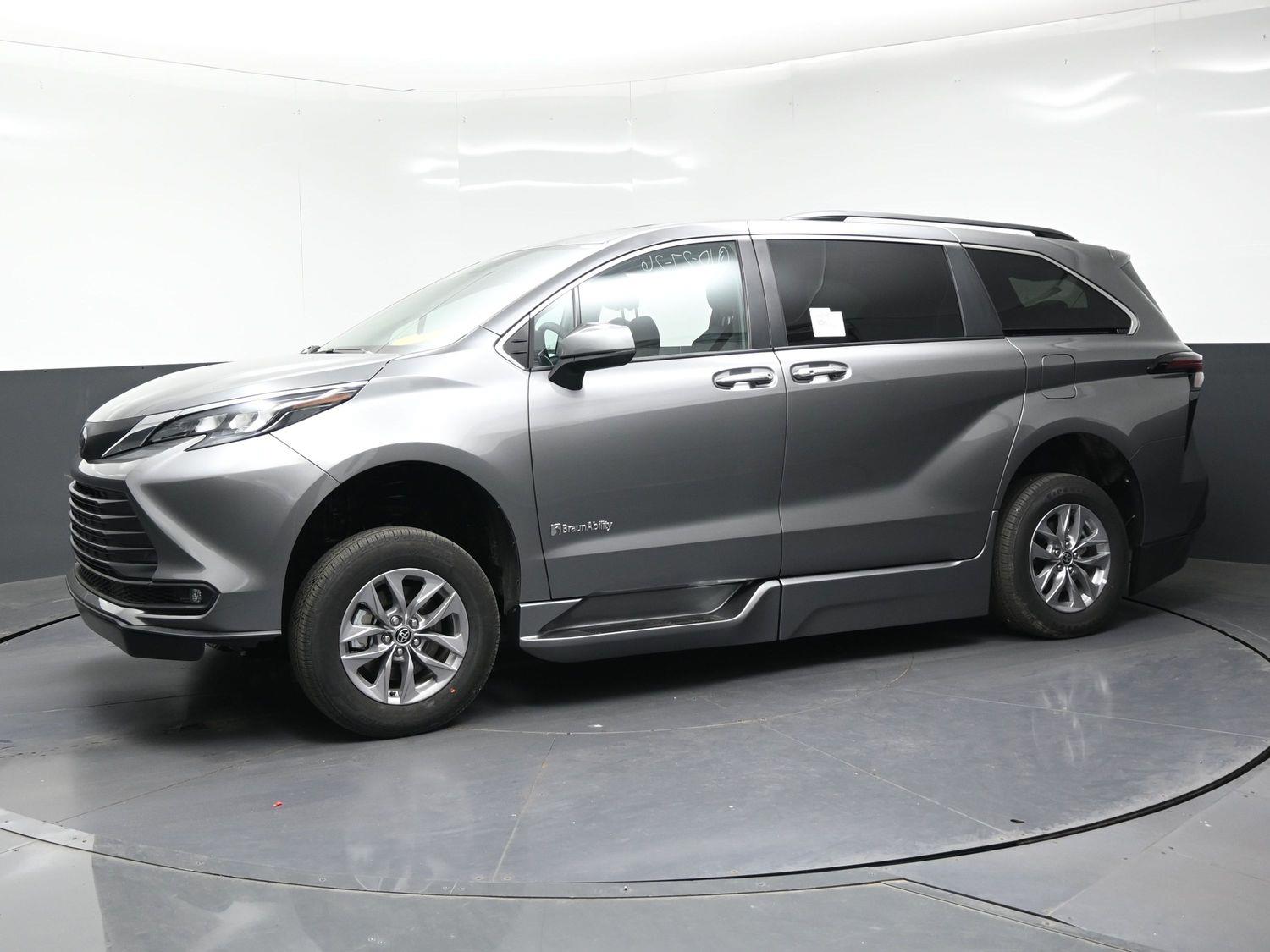 New 2026 Toyota Sienna XLE