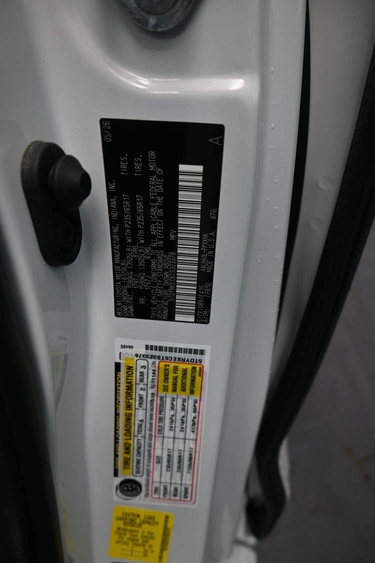 New 2026 Toyota Sienna XLE
